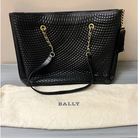 Authentic Bally Black Quilted Lamb Skin Purse - Picture 14 of 16